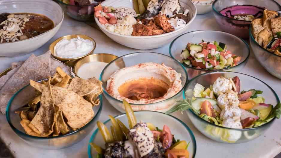 Fatouch pone en marcha un nuevo local de comida libanesa para llevar