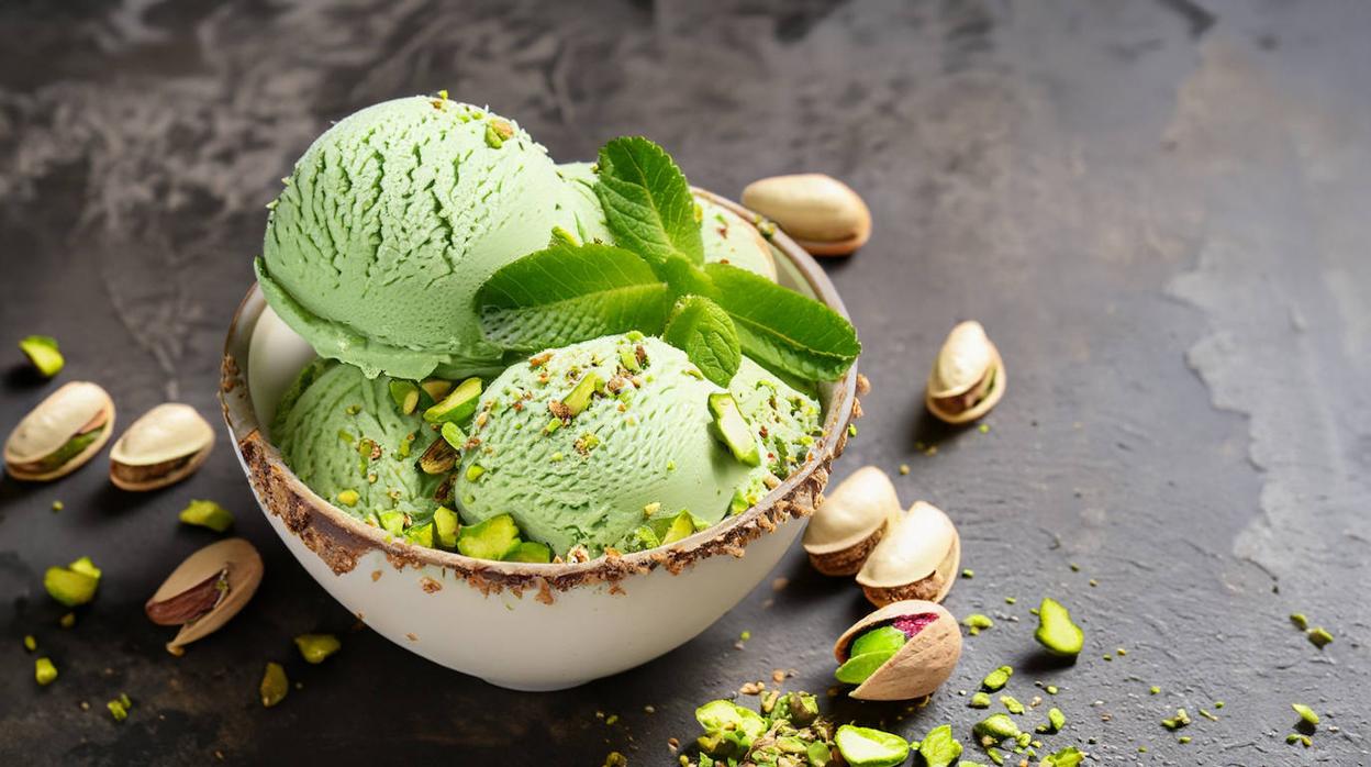 Puedes preparar tu helado de pistacho en casa de manera muy sencilla