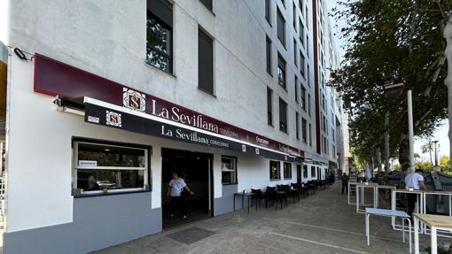 Concierto de SFDK en Sevilla: dónde comer cerca del Estadio de La Cartuja