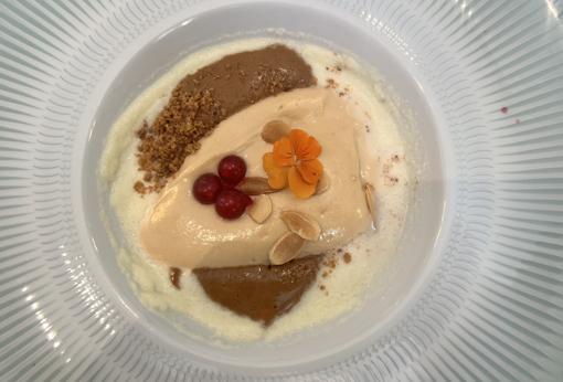 Manolo León presenta un menú maridado con vinos de Puente del Ea