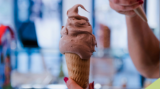 Heladerías artesanas en Sevilla: 13 imprescindibles para saborear el verano