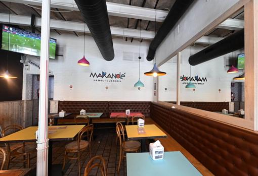 Makandé: burgers, fútbol y cócteles junto a Santa María la Blanca