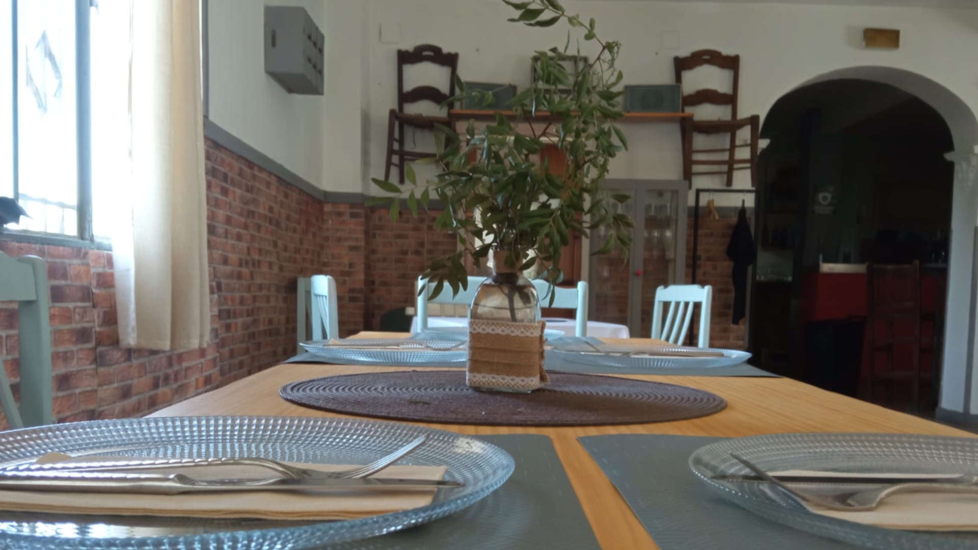 Nískalo: la cocina «viajera» de un restaurante de sierra distinto
