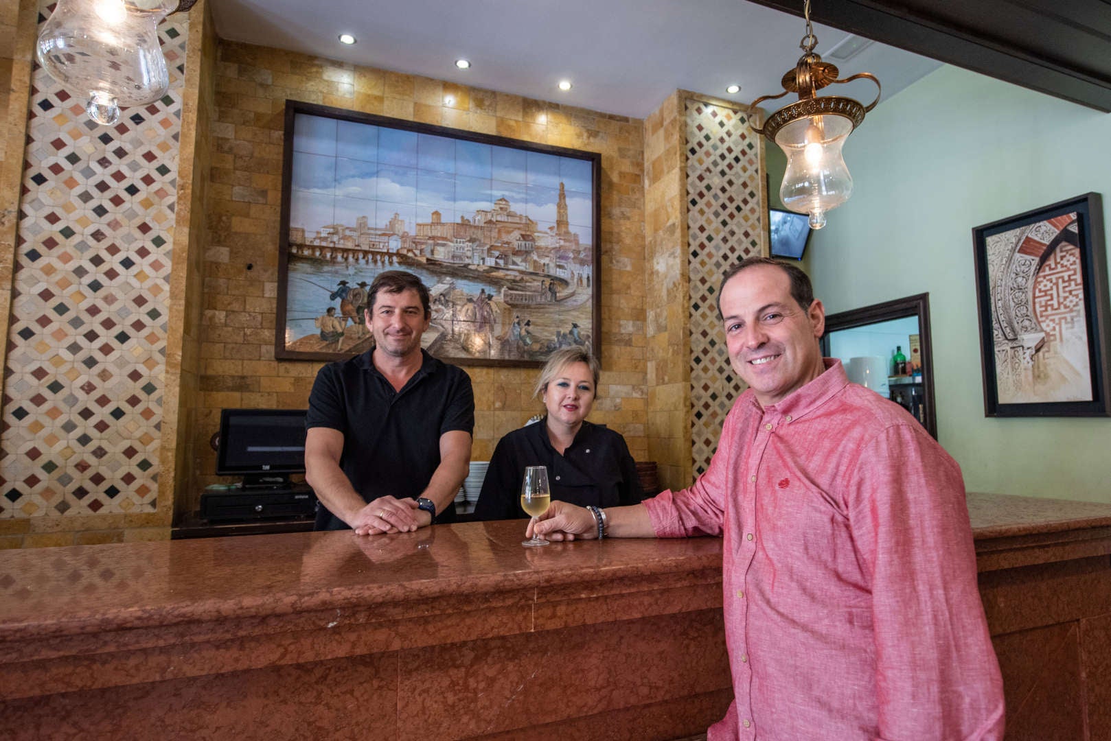 Juan Antonio Henares (Tierra y Mar) en la Taberna Yerbabuena