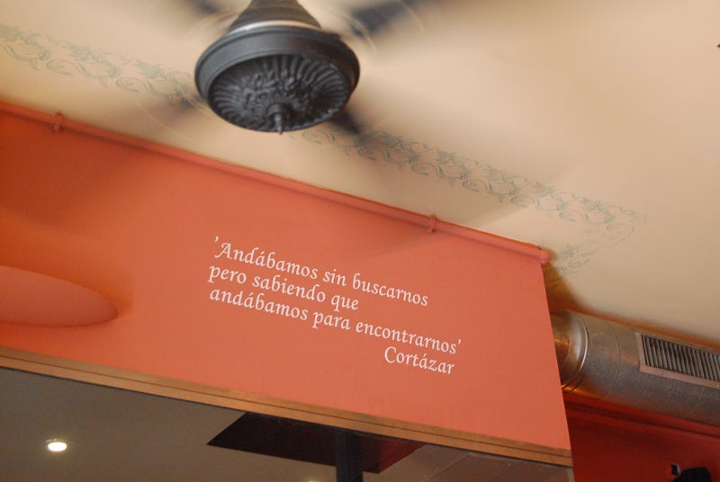 Gran variedad de tapas y de vinos 370. Gran variedad de tapas y de vinos