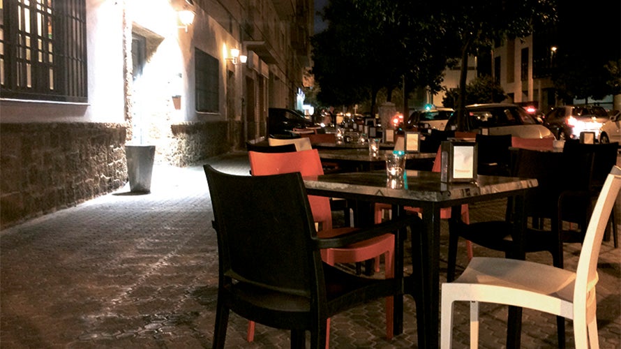 puerta-caleta-sevilla 12170. 