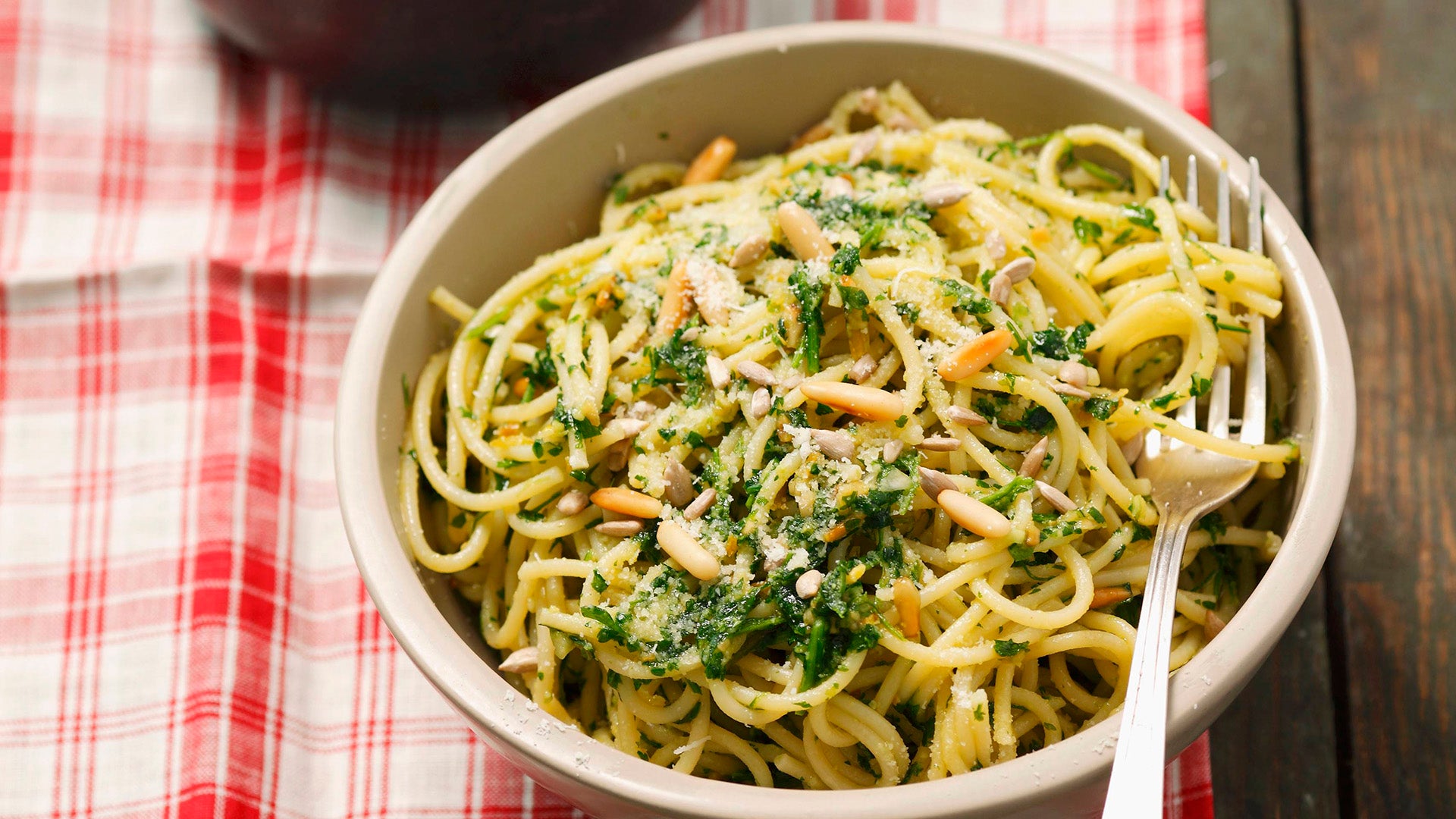 Utiliza frutos secos para preparar estas 10 recetas dulces y saladas