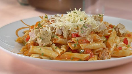 Macarrones con verduras y atún - Gurmé