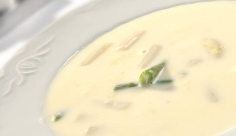 Sopa de espárragos con espinacas - Gurmé