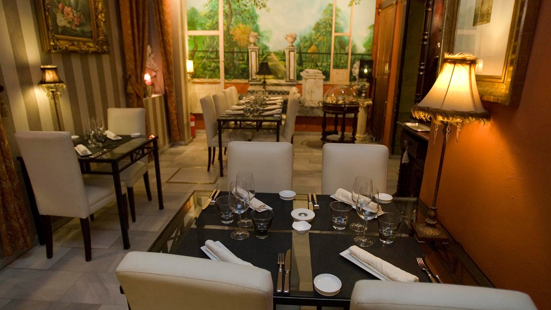 Az-Zait: «De fondos y de formas»