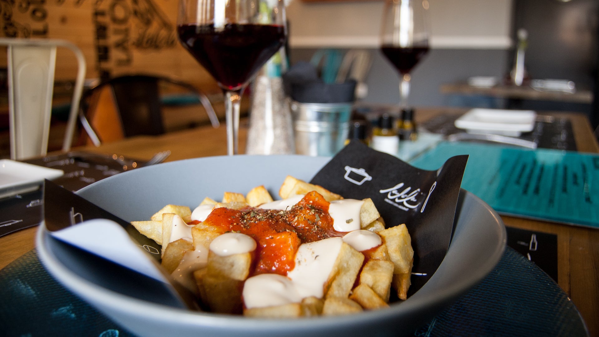 ¿Desde cuándo se toman patatas bravas en Sevilla?