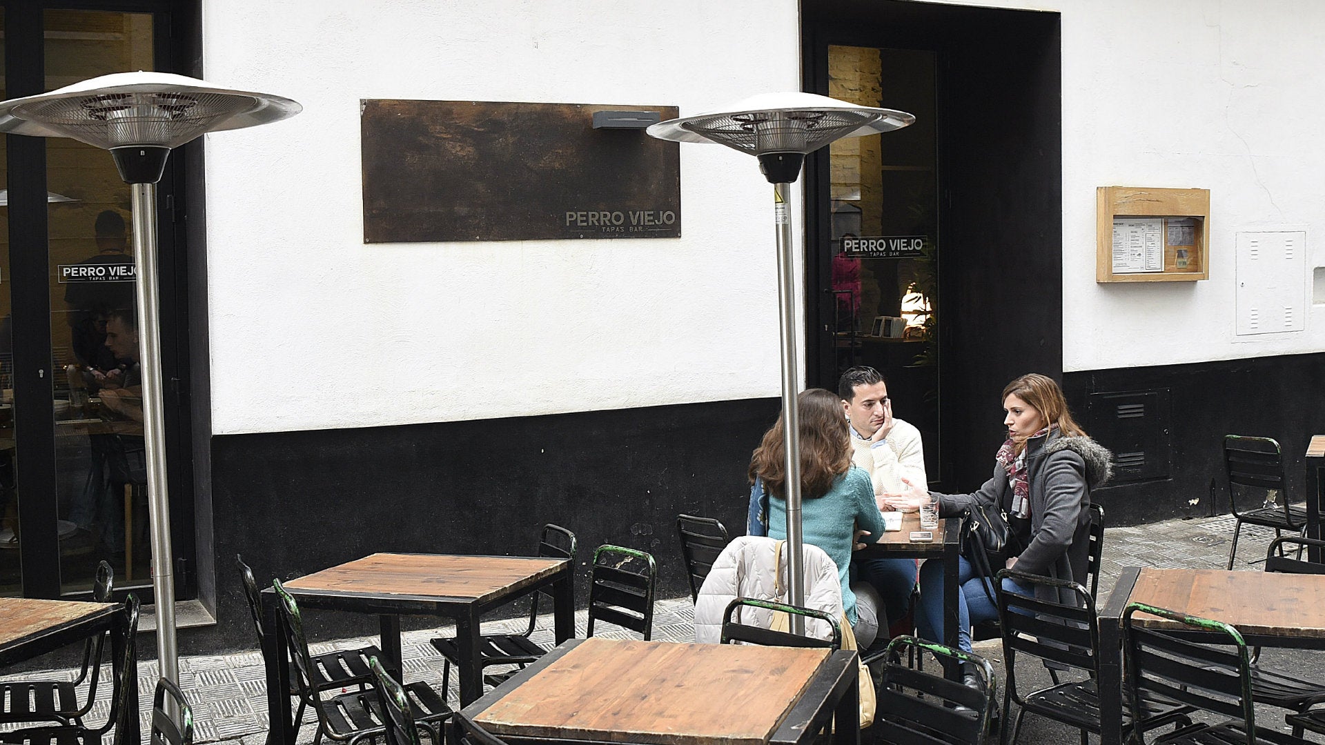 Perro Viejo Tapas-bar: «Lo viejo, si nuevo, dos veces bueno»