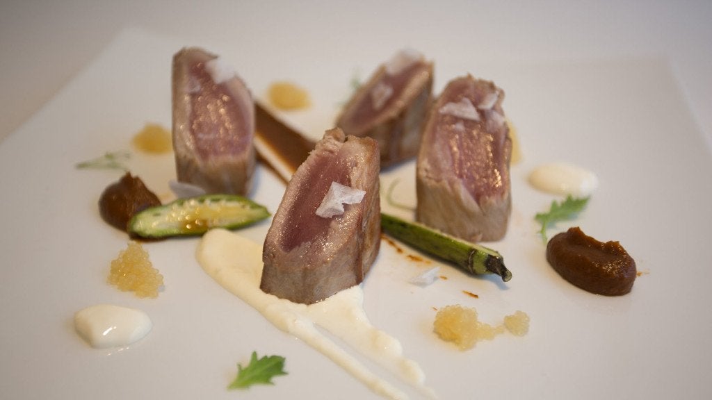 Casa Rafel en Sevilla. SEVILLA. 8.11.17. Apertura Bar Casa Rafel. En Calle Virgen del Valle, 10. En la imagen, Eugenio junto a su mujer. FOTO: VANESSA GOMEZ. archsev