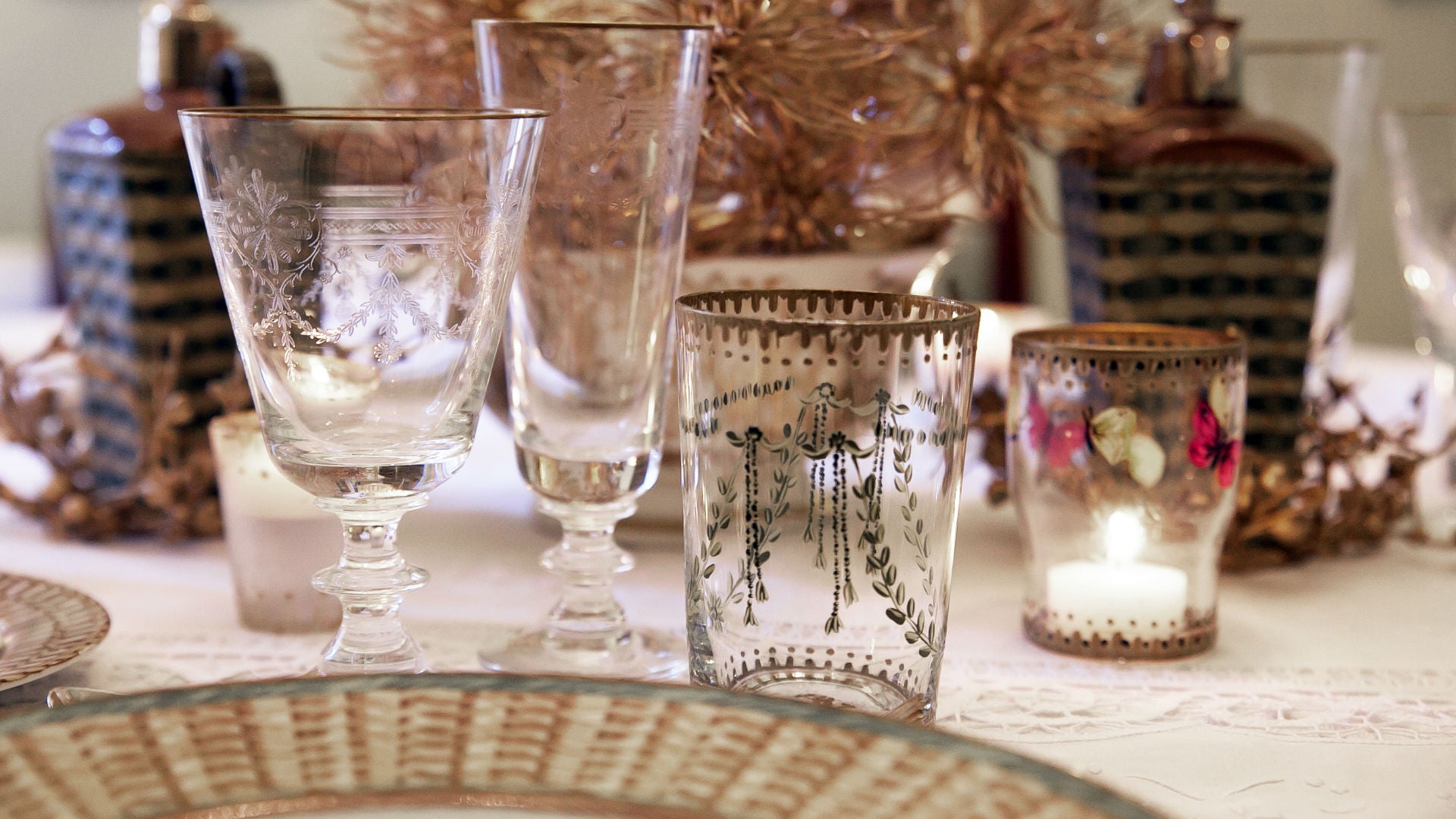 Trucos de experta para poner una mesa de Navidad espectacular