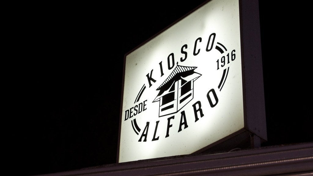 Kiosco Alfaro en Coria del Río. 