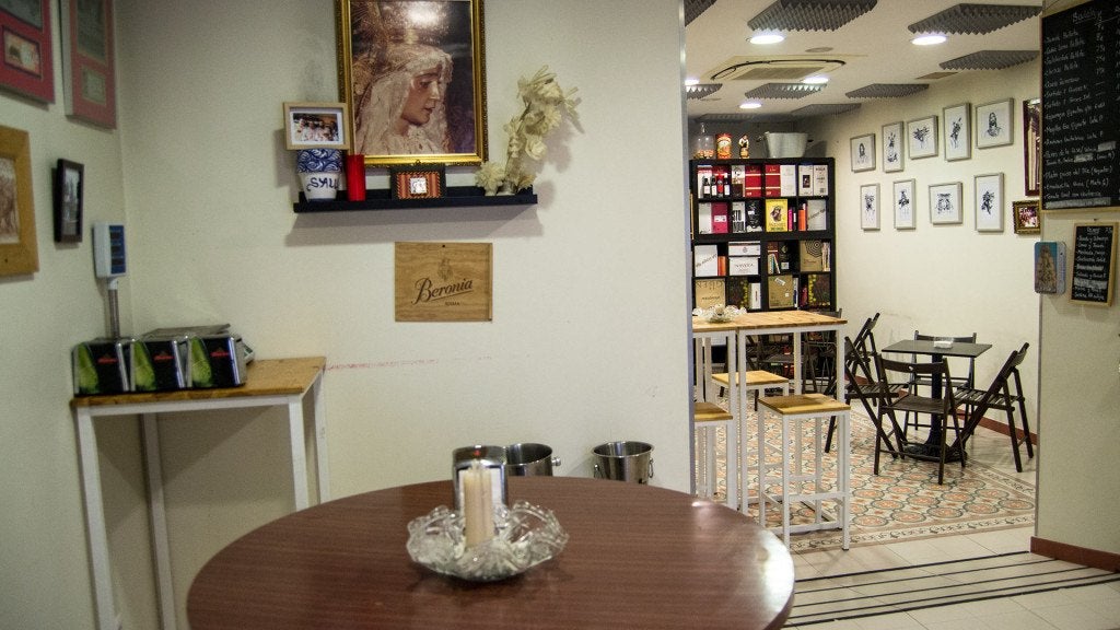 Todo sobre Taberna La Gloria, en Sevilla