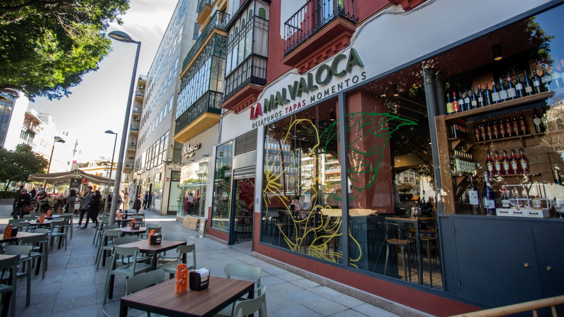 Abre La Malvaloca en la plaza de la Encarnación de Sevilla