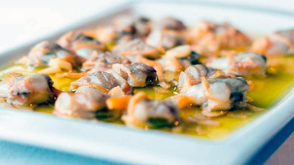 Restaurante Alhucemas en Sanlúcar la Mayor. Restaurante Alhucemas en Sanlúcar la Mayor