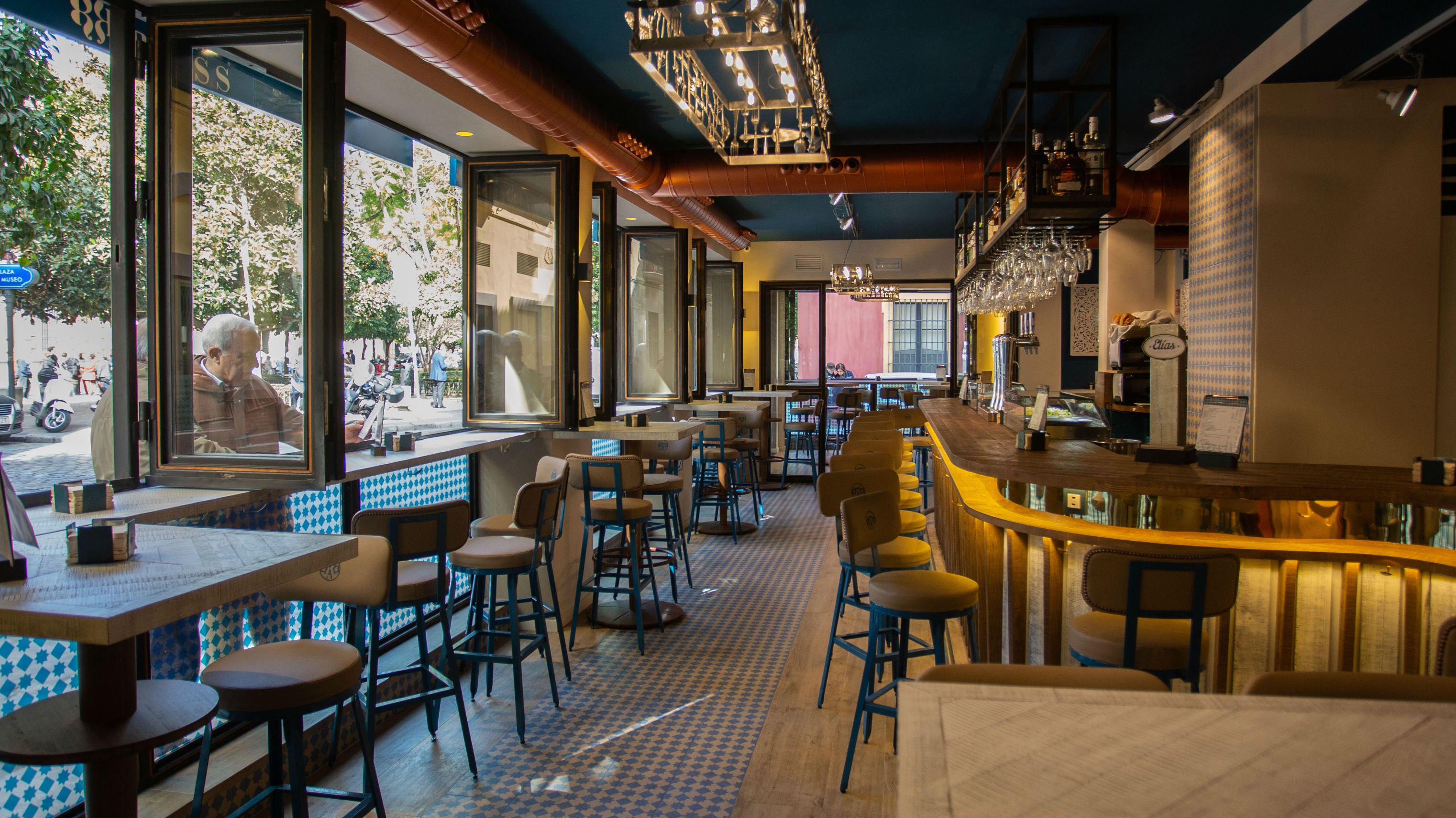 Barrabars: «Lo que la gastronomía sevillana ha de ser»