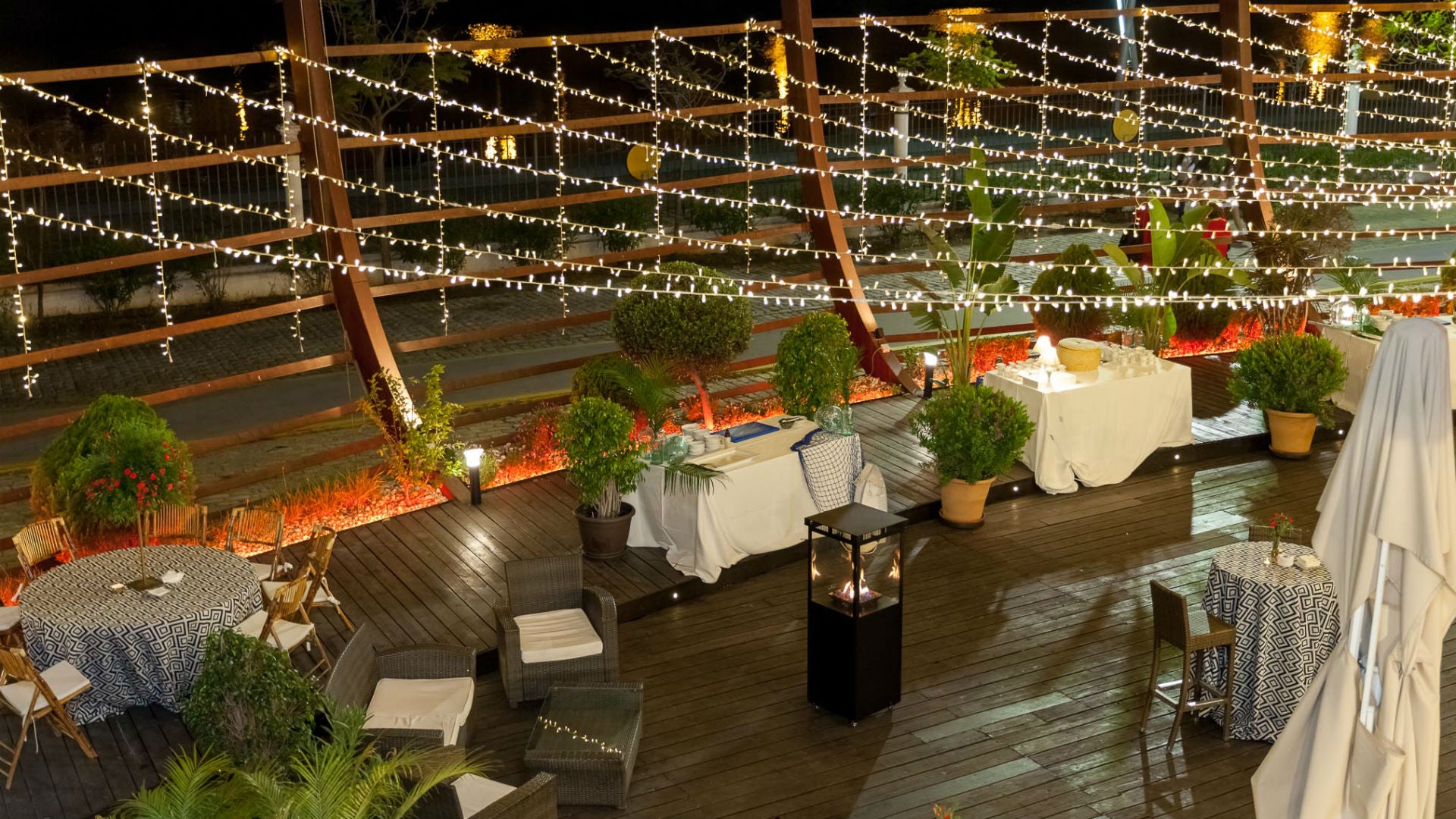 Cocina del mundo y música en directo en T-Raza Puerto