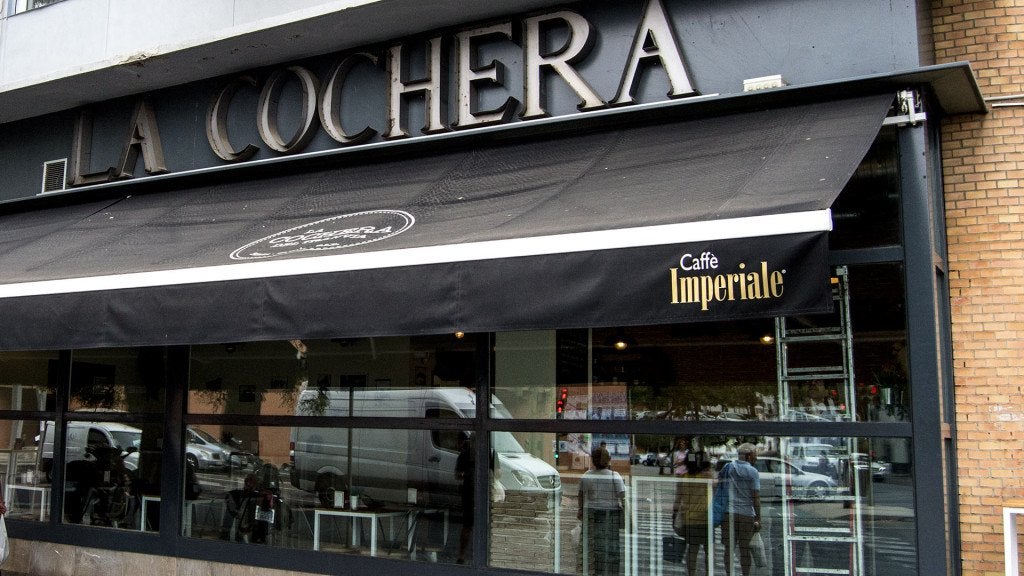 La Cochera del Tranvía en Sevilla. La Cochera del Tranvía en Sevilla