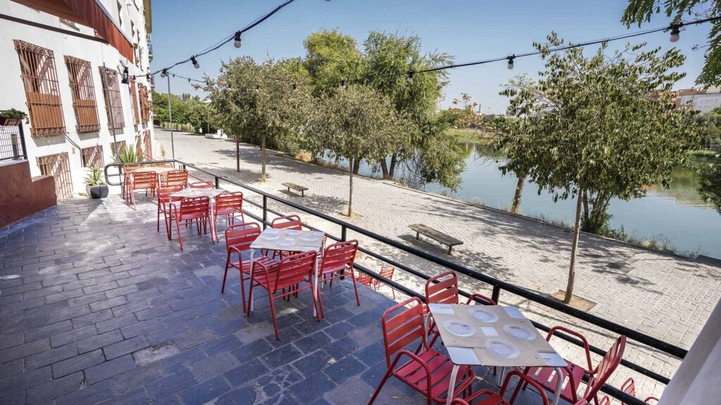 La Barca de Calderón en Triana, Sevilla. La Barca de Calderón en Triana, Sevilla
