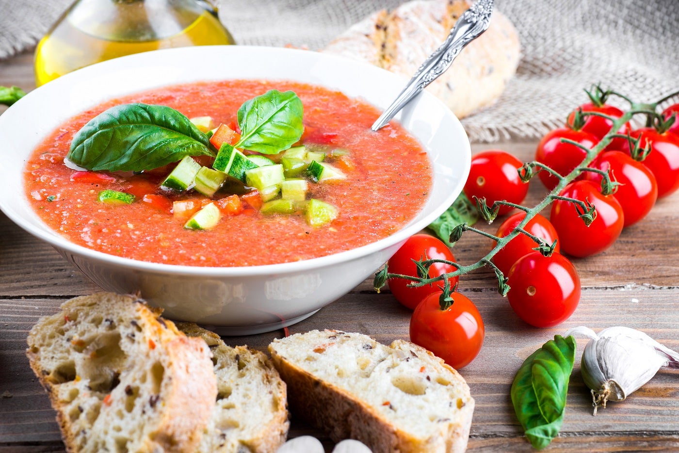 Descubre las 12 mejores recetas de gazpacho contra el calor