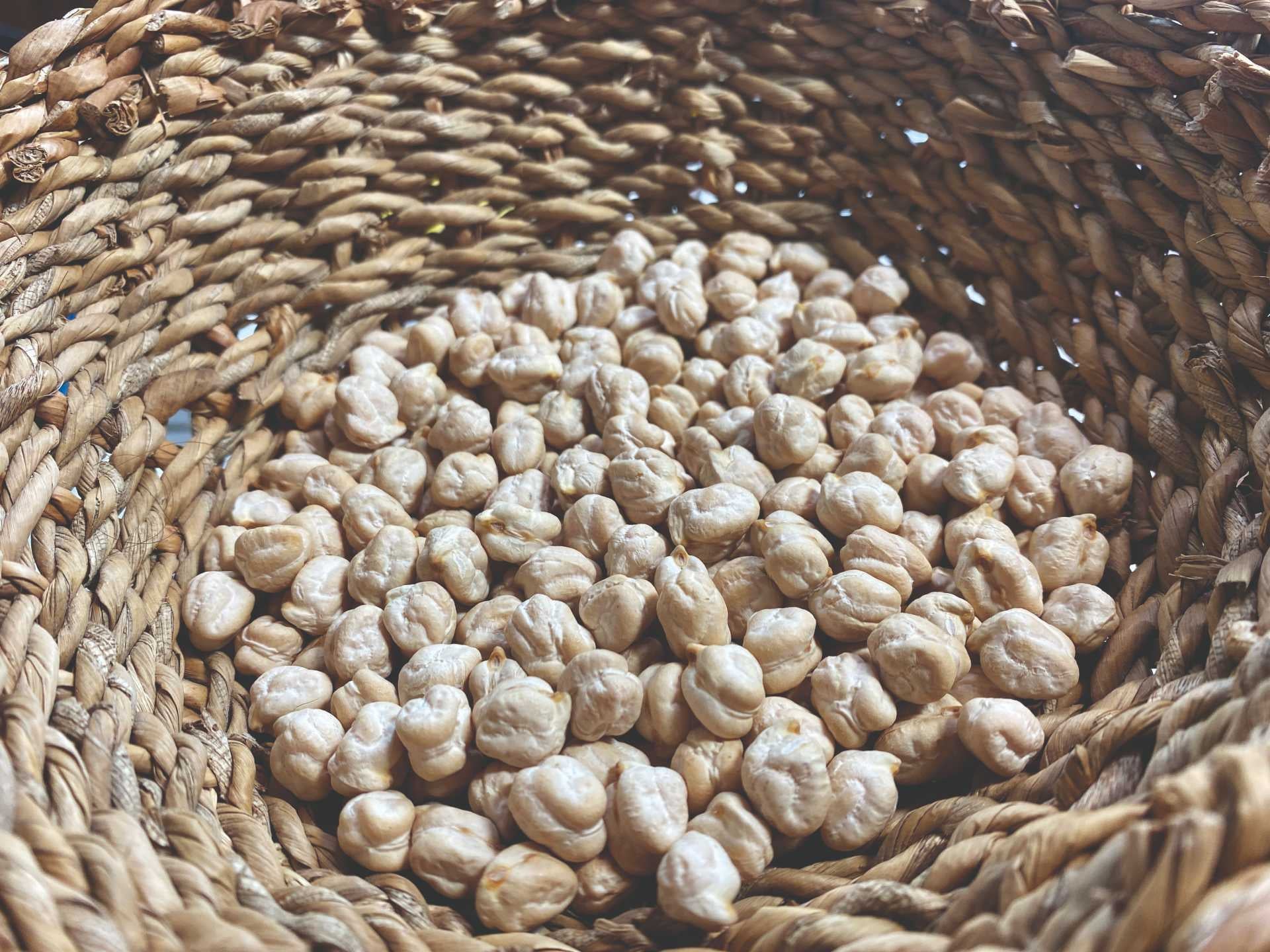 Garbanzo de Escacena: la legumbre «km 0» que conquista el cuchareo