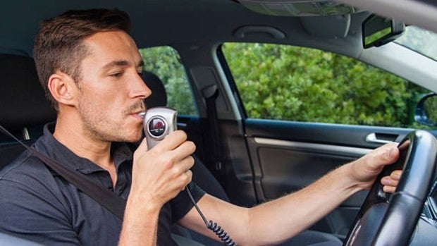 El nuevo sistema de bloqueo del vehículo con alcoholímetro que será obligatorio a partir de julio