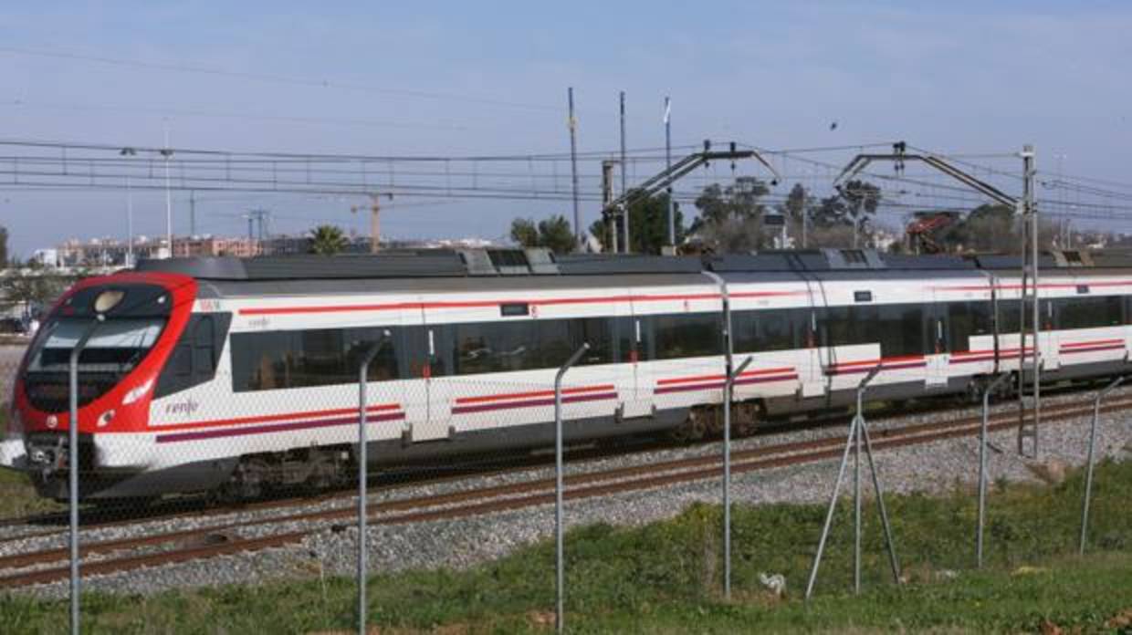 Los trenes de cercanías transportaron 426 millones de personas en 2017