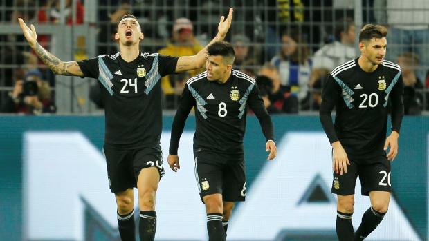 Ocampos y Acuña, convocados por Argentina para jugar contra Ecuador y Bolivia en octubre