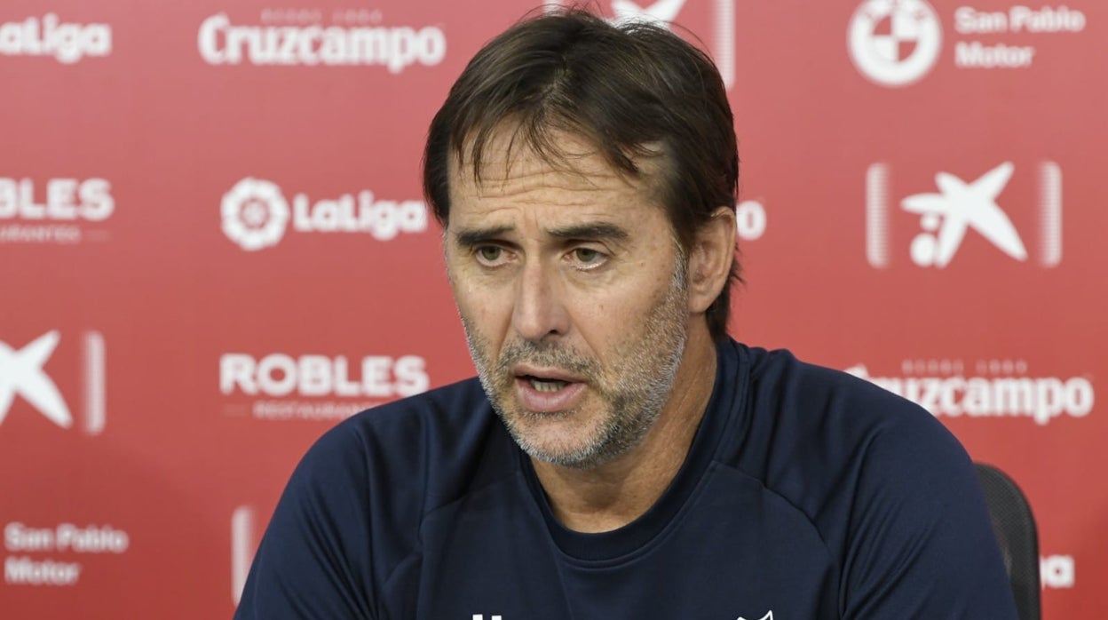 Lopetegui, en una rueda de prensa telemática esta temporada