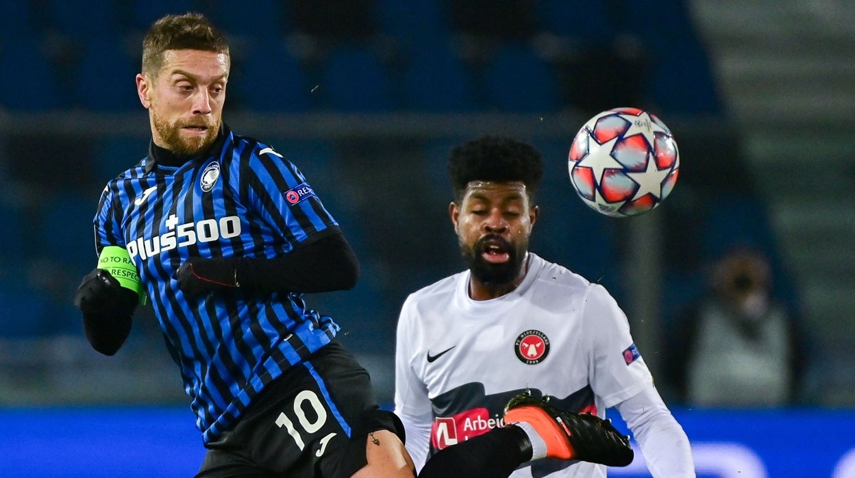 Papu Gómez en un partido con el Atalanta