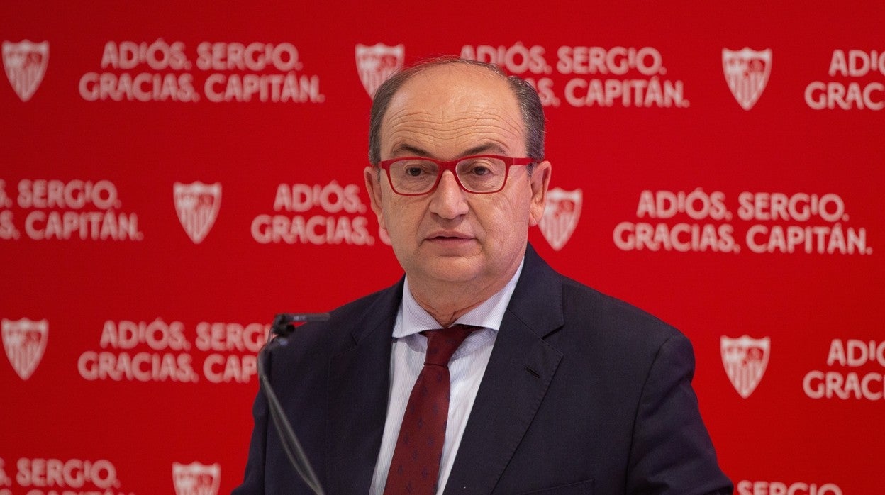 José Castro, en una rueda de prensa