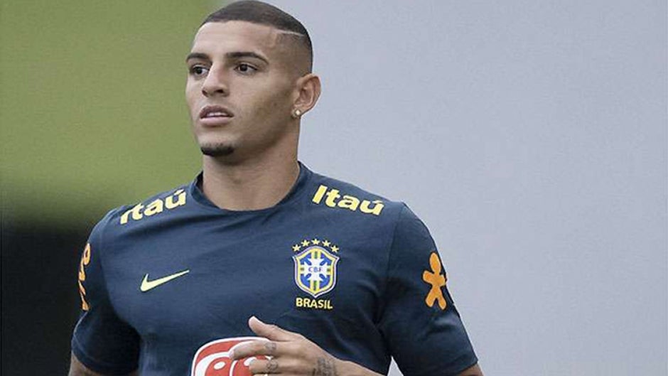 Diego Carlos, en la lista de Mourinho para la Roma