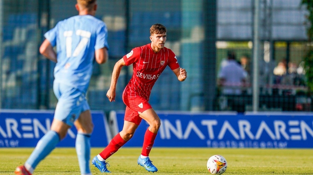 Sevilla - Coventry: Contundente victoria para empezar con mucho sabor canterano