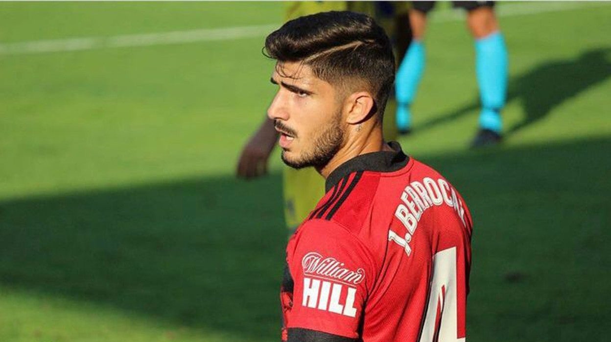 Juan Berrocal, en un partido con el Mirandés