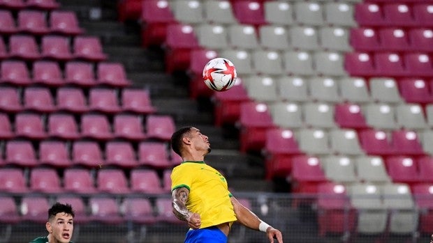 Diego Carlos al rescate: quiere jugar ante el Rayo Vallecano