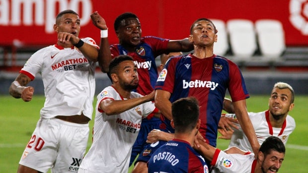 Sevilla - Levante: horario, canal y dónde ver en TV y online