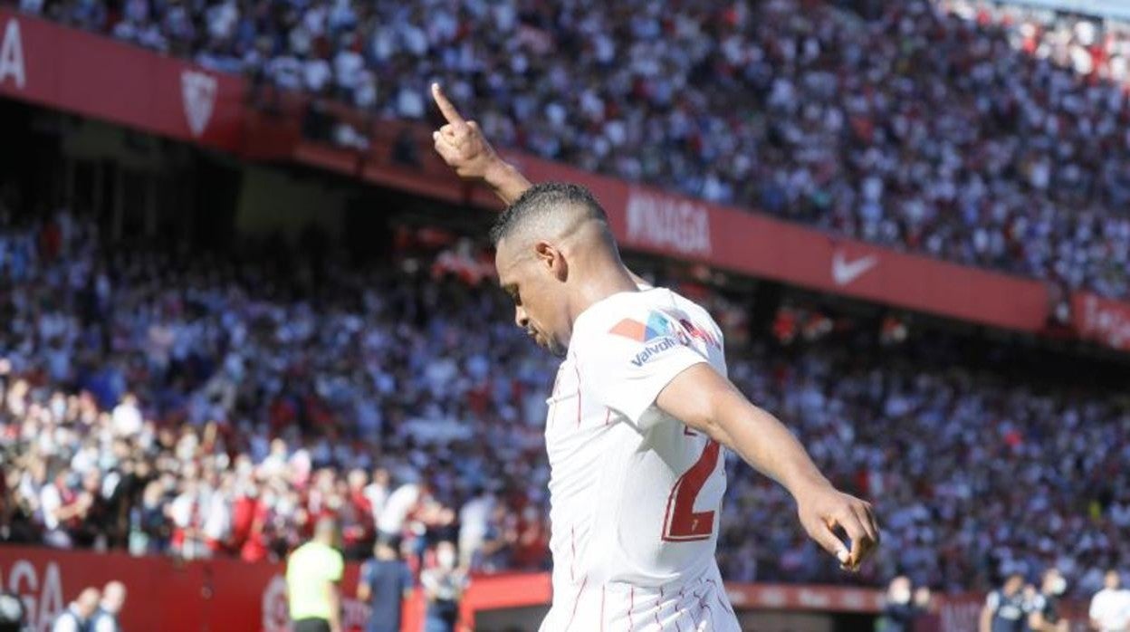 Fernando celebra su gol al Levante