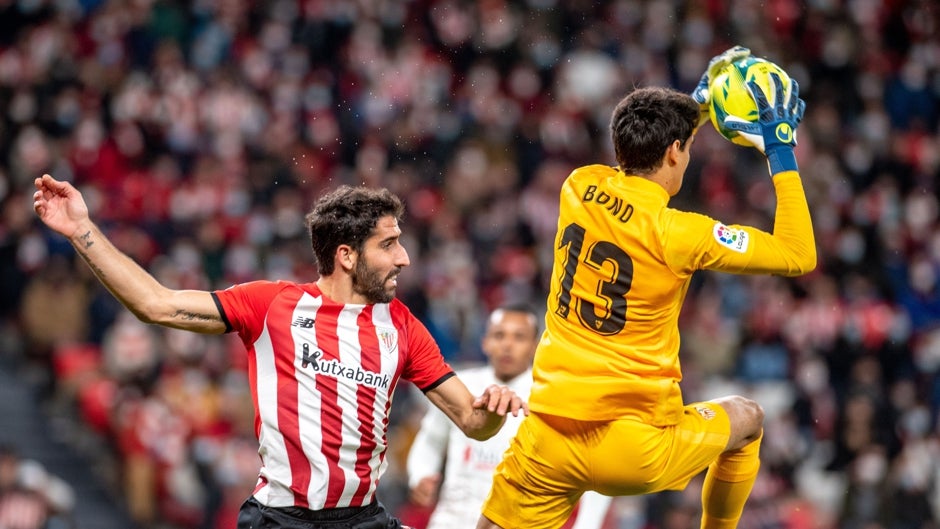 Bono blinda la portería sevillista