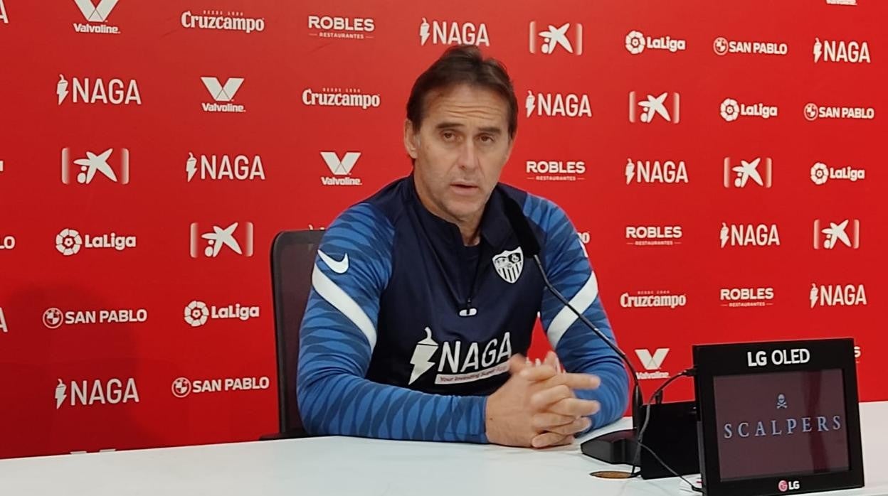 Julen Lopetegui durante una rueda de prensa
