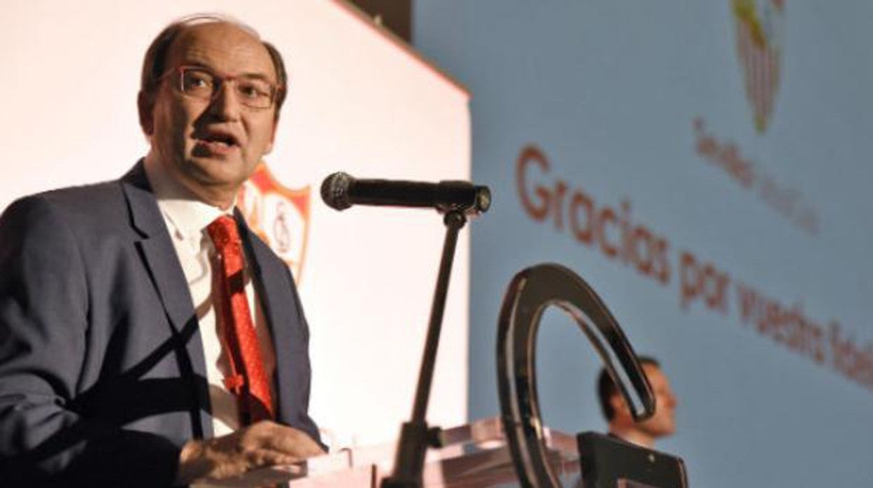 El presidente del Sevilla, José Castro