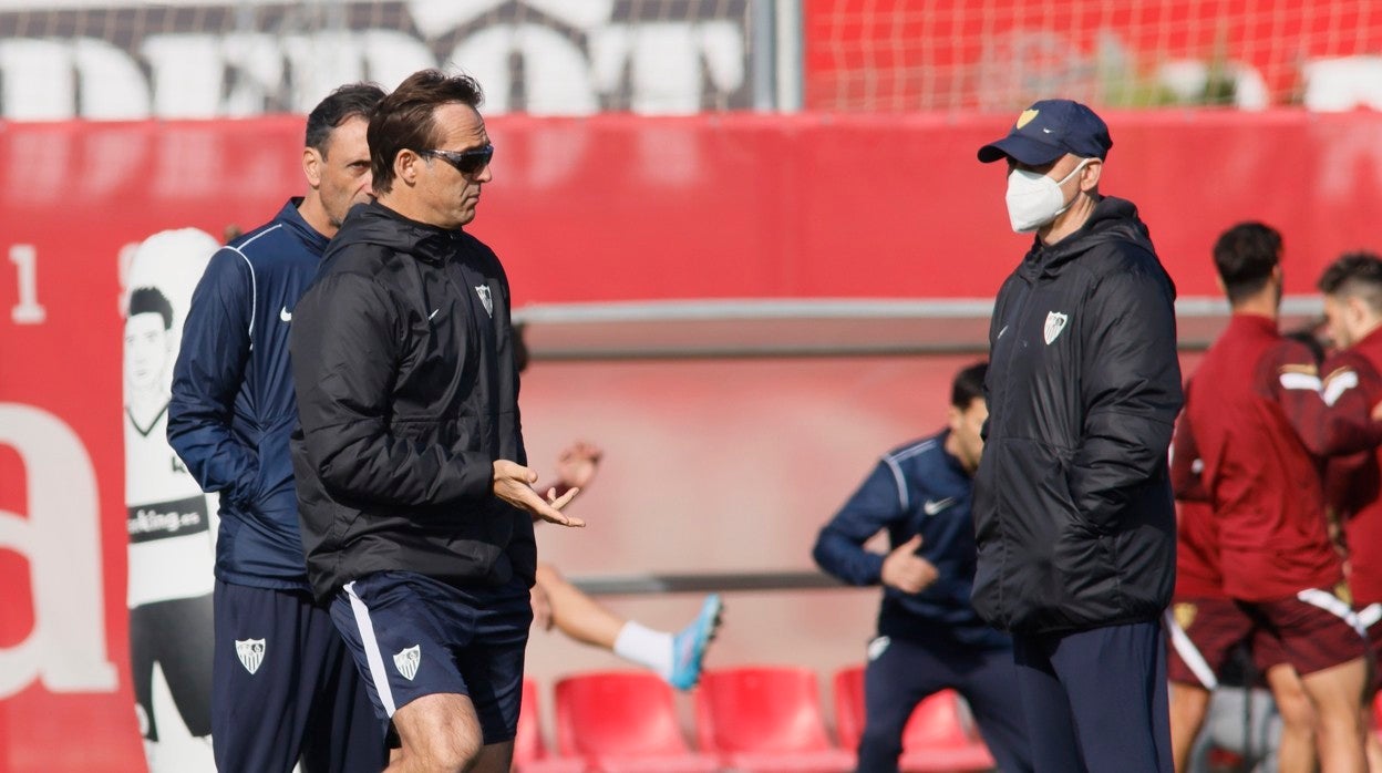 Lopetegui en un entrenamiento del Sevilla