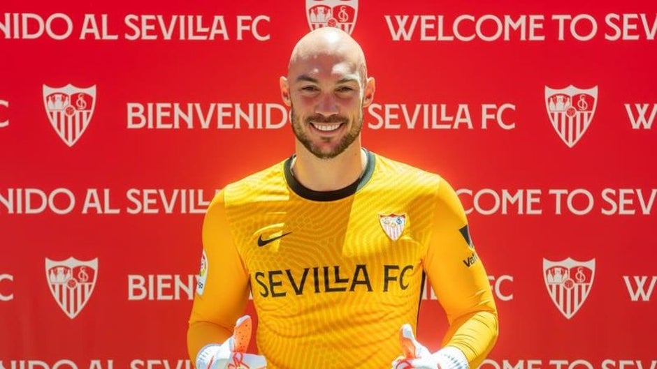 Dmitrovic recibe el interés de varios equipos