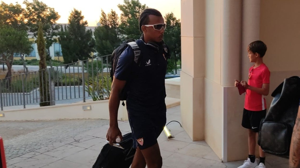 Jules Koundé, en la concentración del Sevilla FC en Lagos