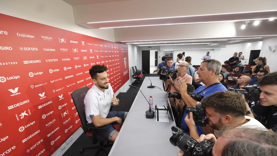 Alex Telles: «Estoy aquí para dar el máximo y jugar con mucha pasión»