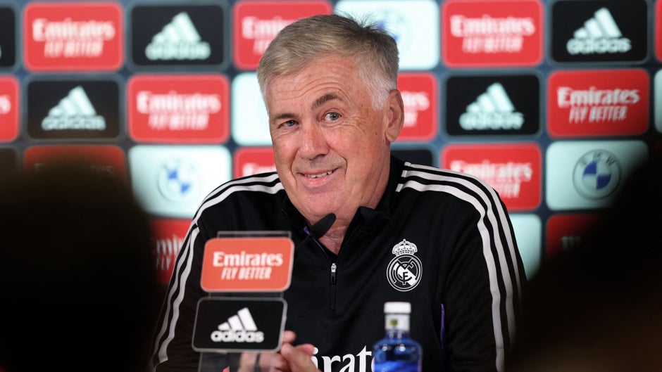 Ancelotti: «El Sevilla sigue siendo competitivo, incluso después de las salidas»