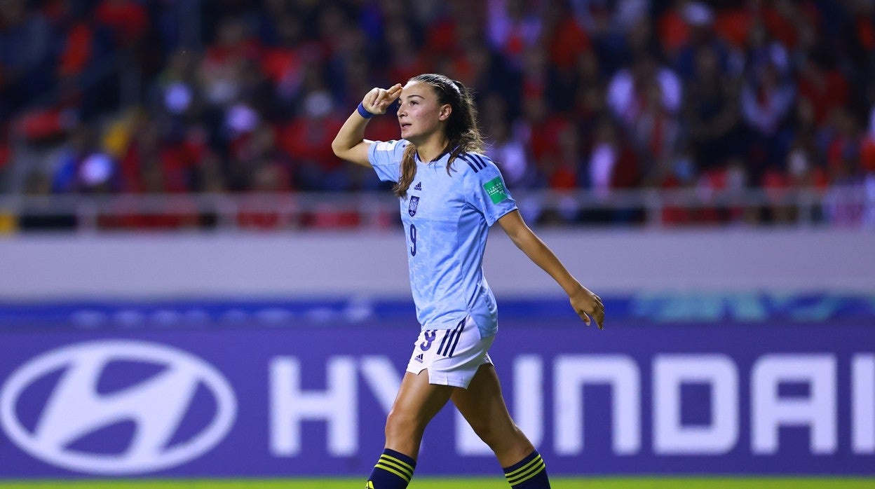 Inma Gabarro celebra su gol ante Costa Rica