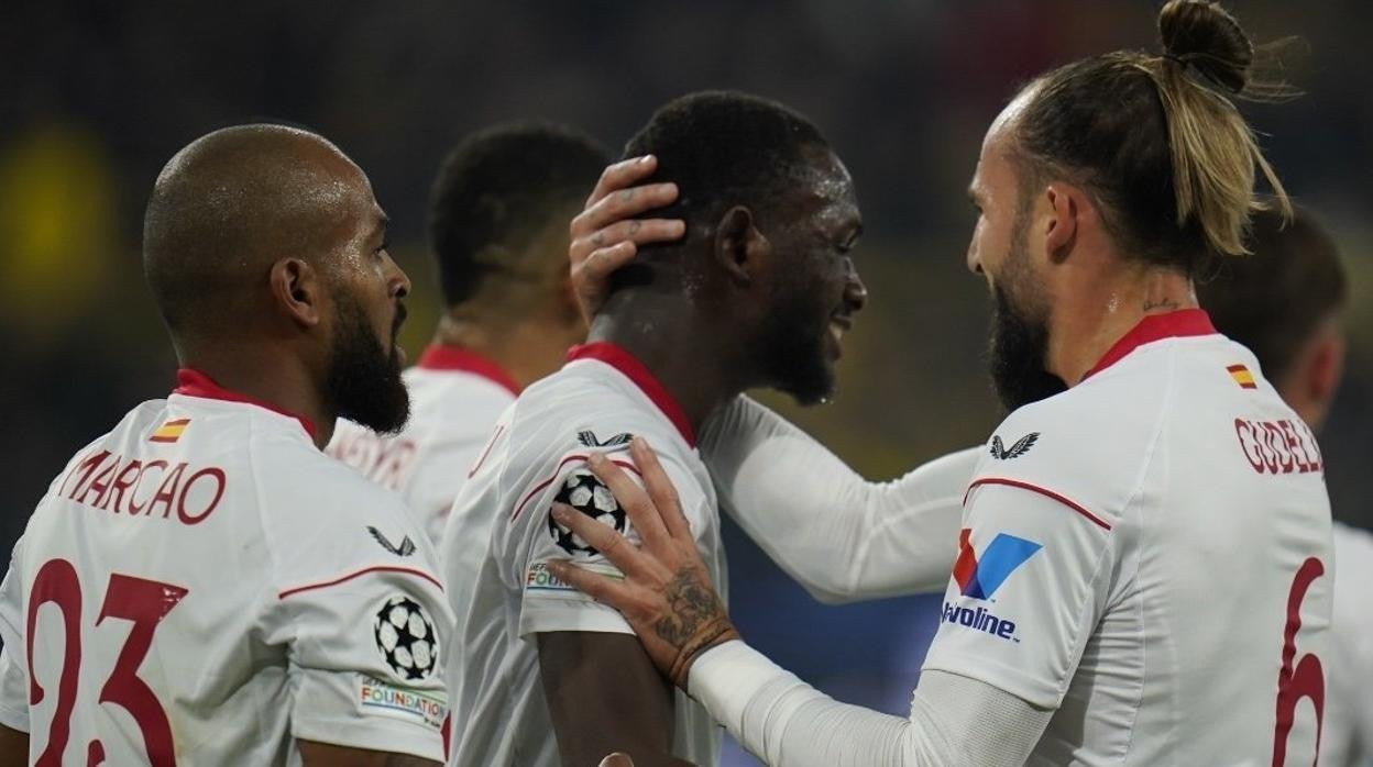 Borussia Dortmund - Sevilla, las notas de los jugadores: Hay equipo y centrales